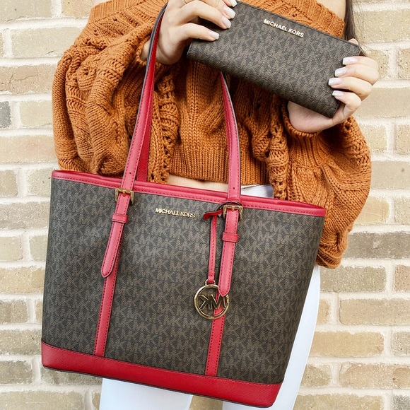 Michael Kors Handbags - Michael Kors Tote&Wallet SET ‼️SALE‼️‼️